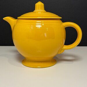 Fiesta Vintage Medium Teapot and Lid Yellow